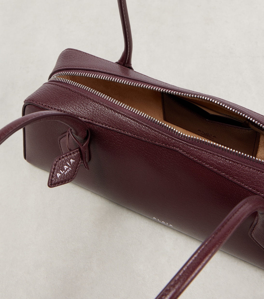Borsa a spalla Le Teckel Medium in pelle | Alaïa