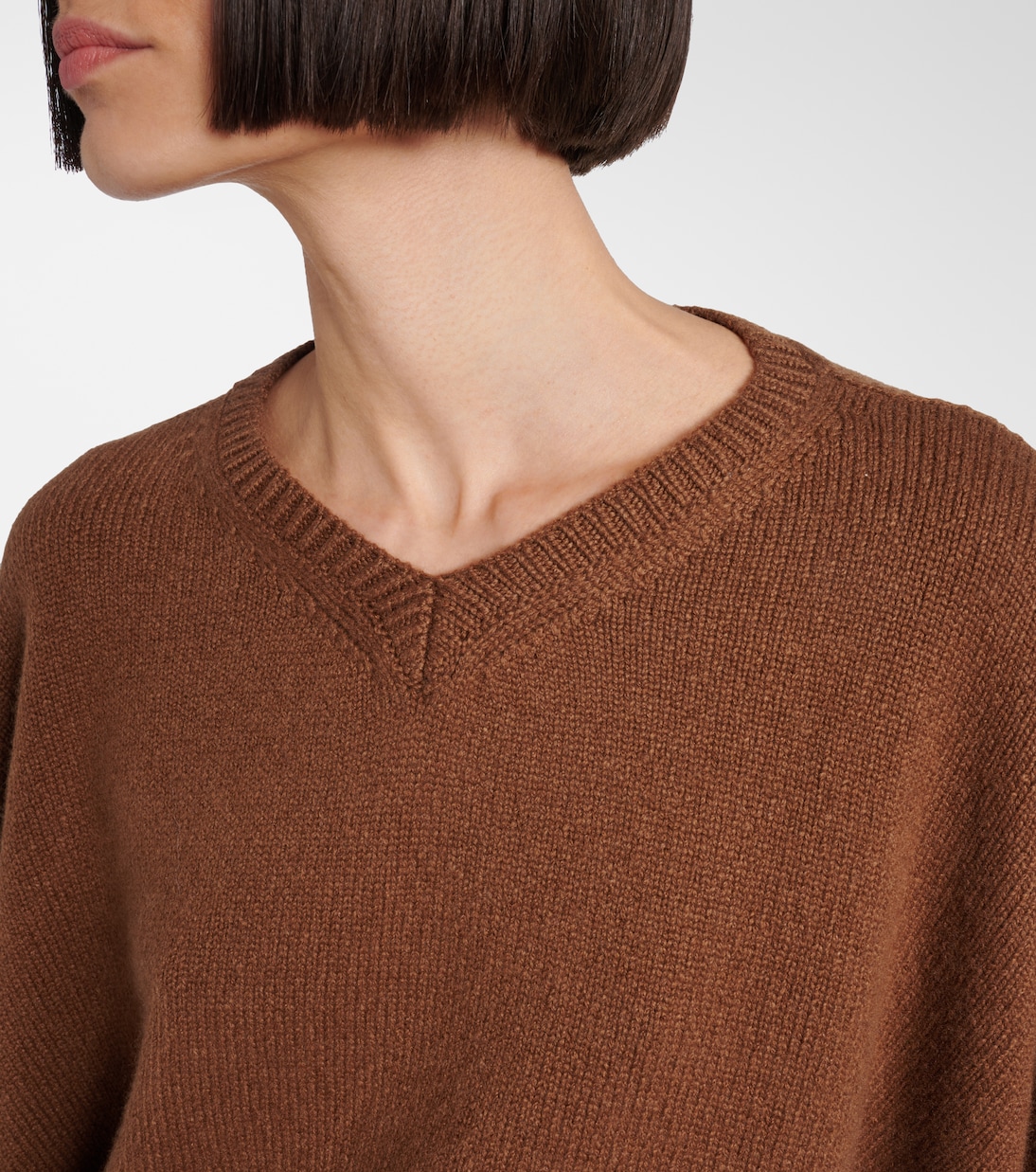 Wolfe oversized cashmere sweater | Khaite