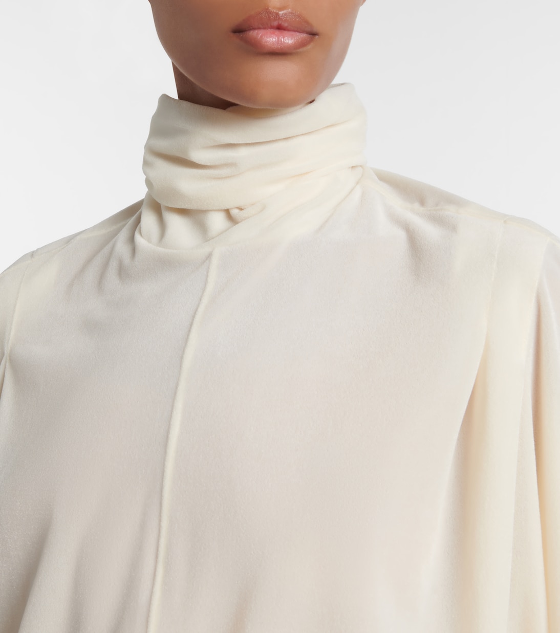 Ruched velvet turtleneck top | Xu Zhi