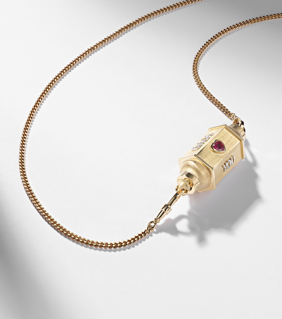 Love You 18kt gold pendant necklace with diamond and ruby | Marie Lichtenberg