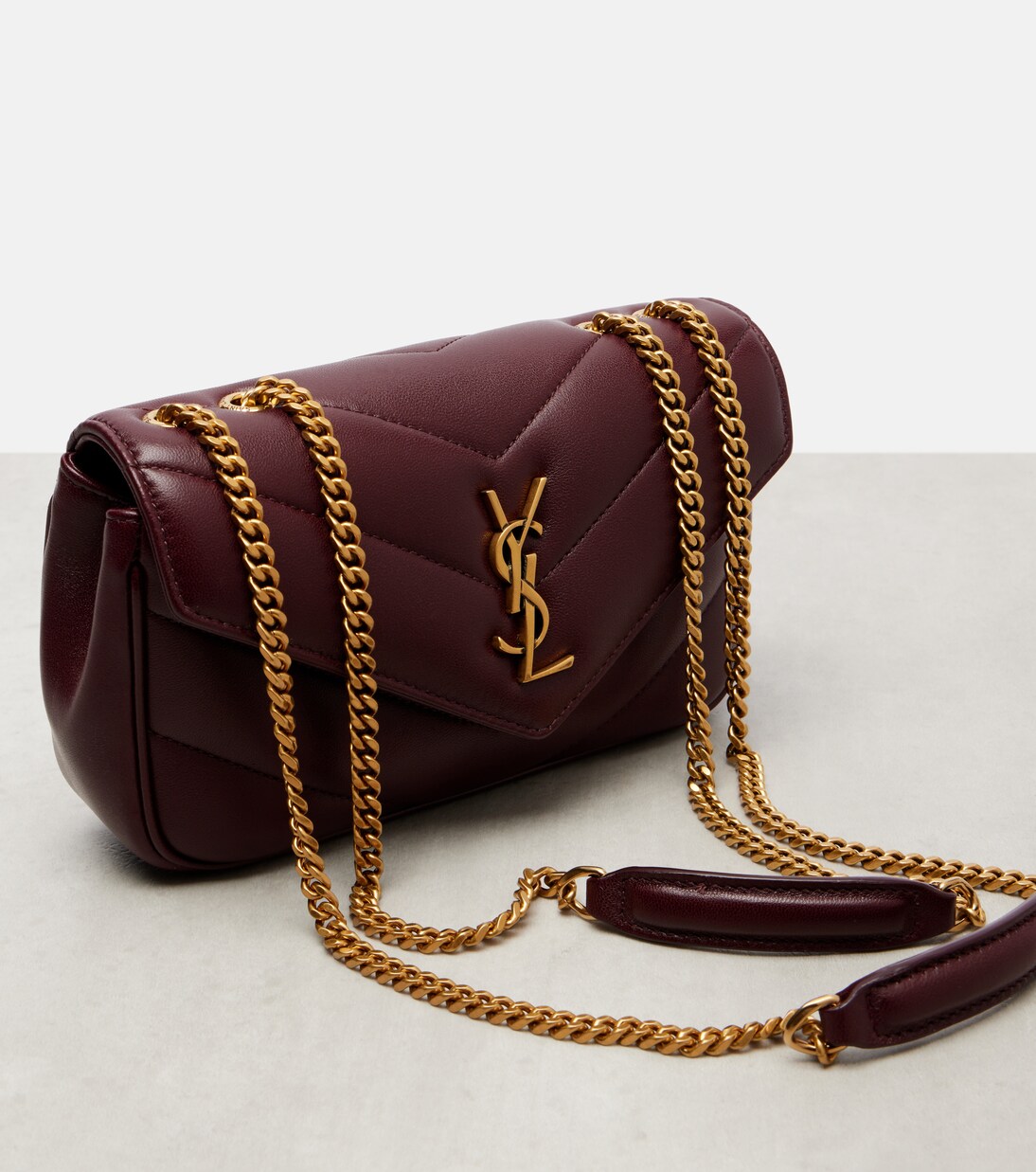 Loulou Mini leather shoulder bag | Saint Laurent