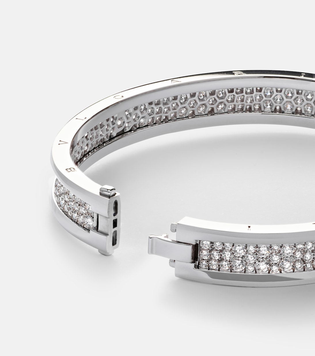 Bracciale B.zero1 in oro bianco 18kt con diamanti | Bvlgari