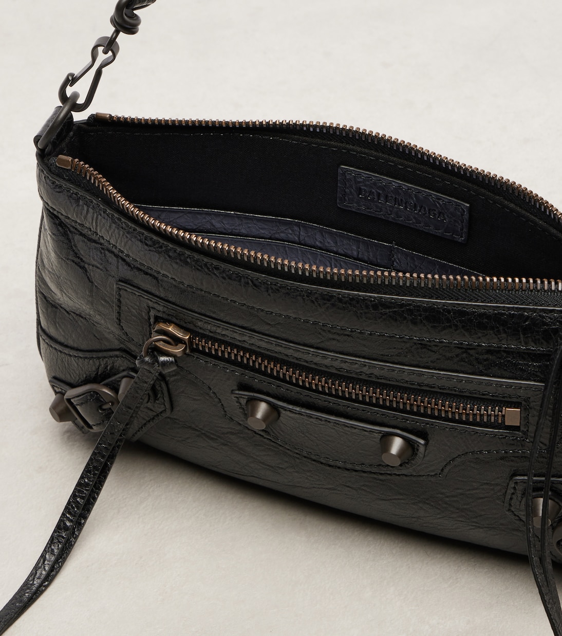 Le City Small leather shoulder bag | Balenciaga