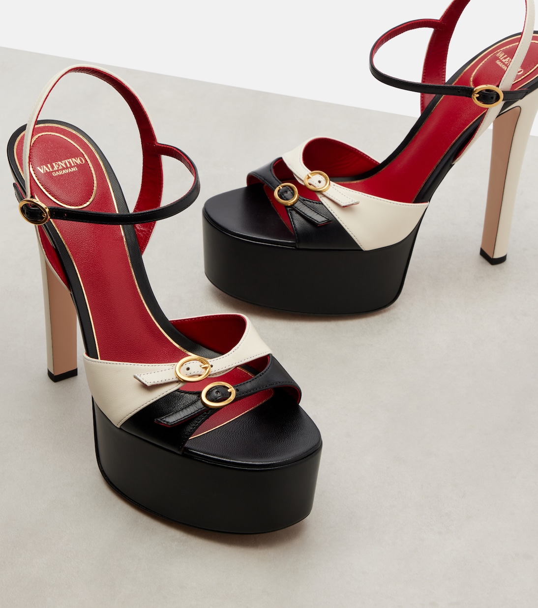 Crasher 125 leather platform sandals | Valentino Garavani