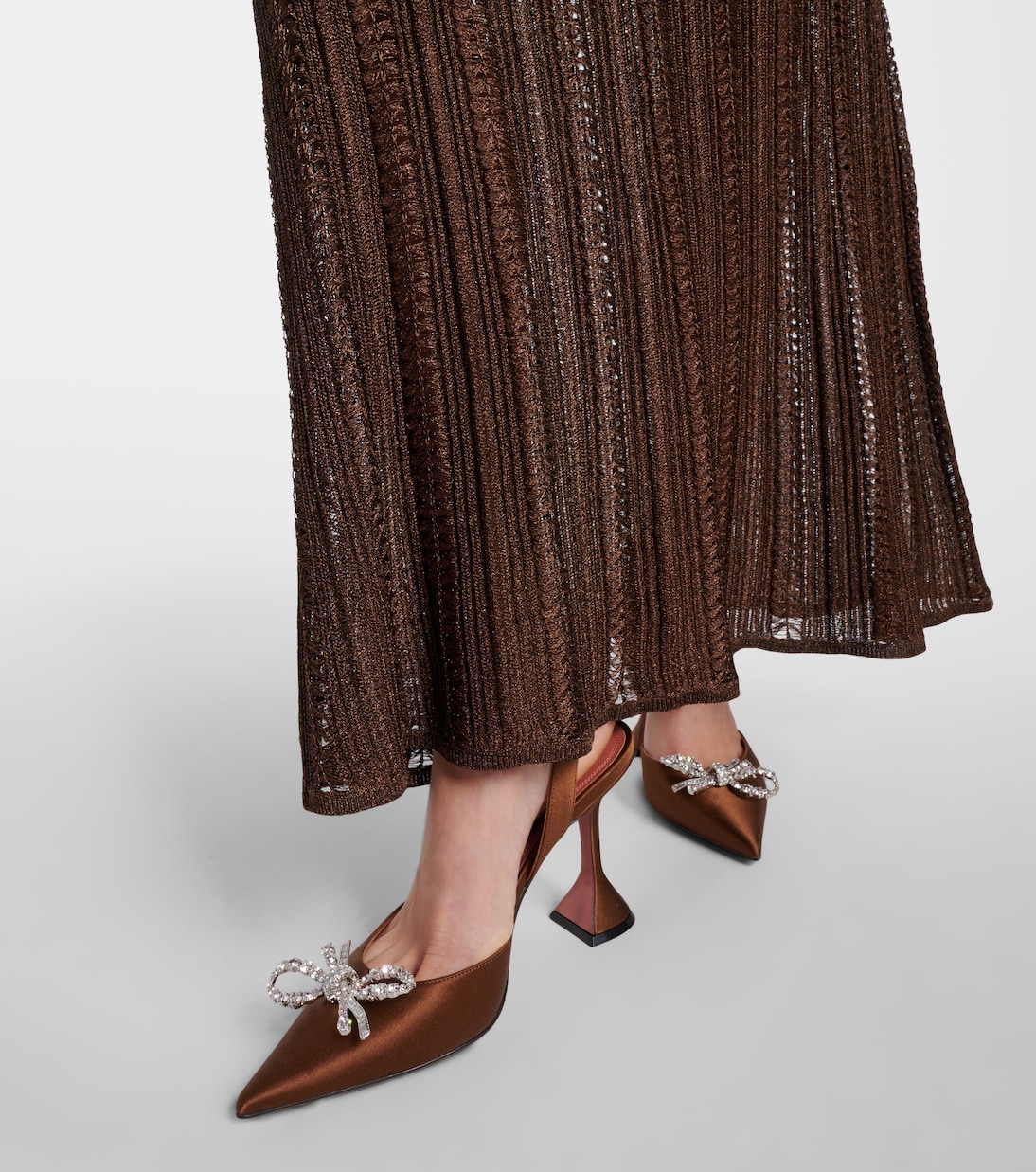 Pumps slingback Rosie 95 in raso | Amina Muaddi