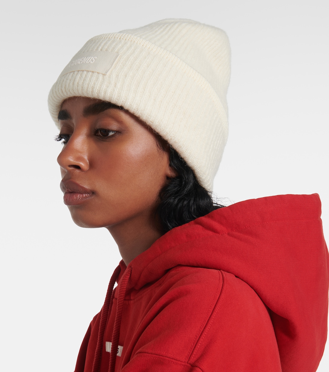 JACQUEMUS Cappello invernale in misto alpaca e lana per stile giovane