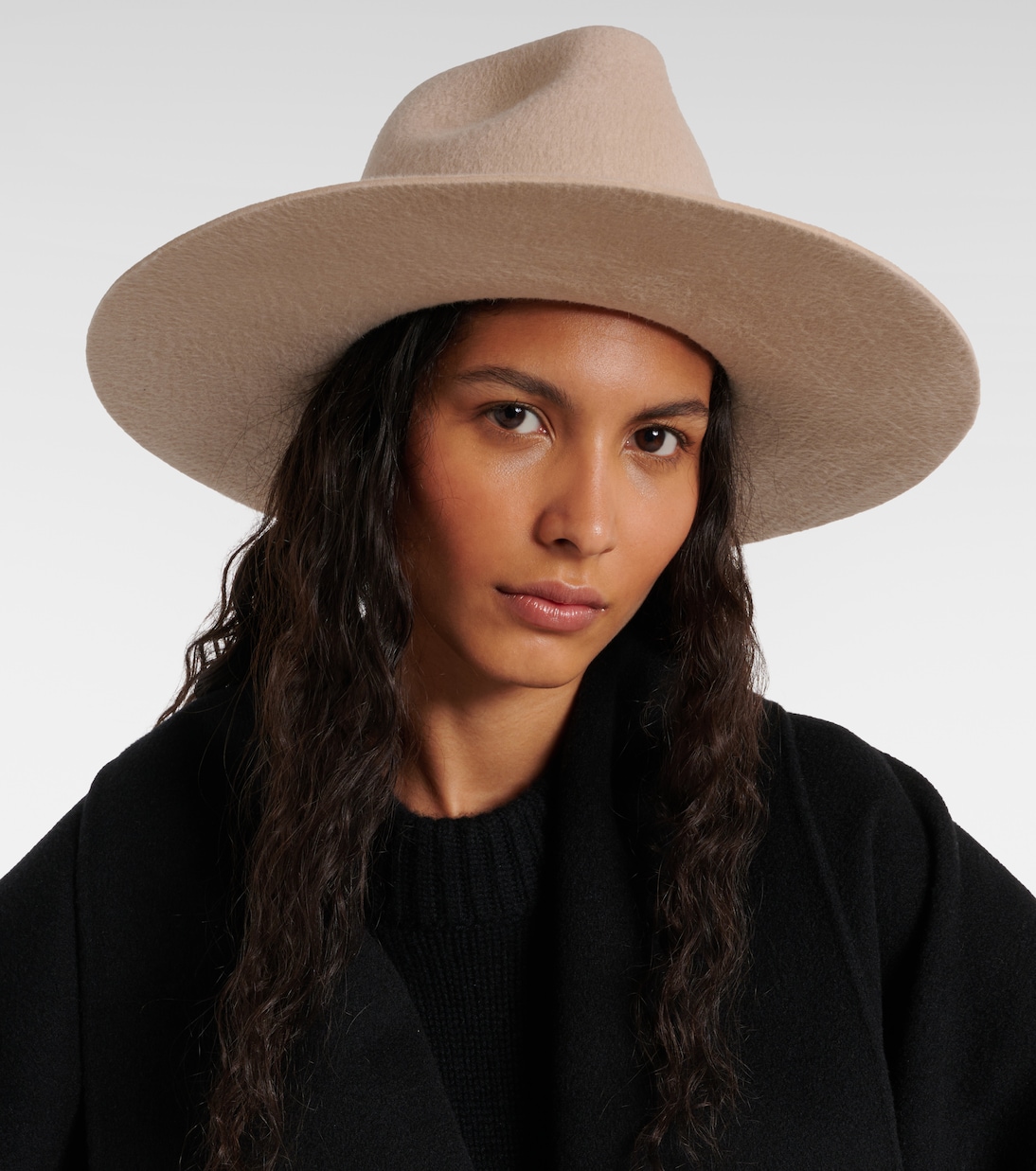 Embellished shearling fedora | Ruslan Baginskiy