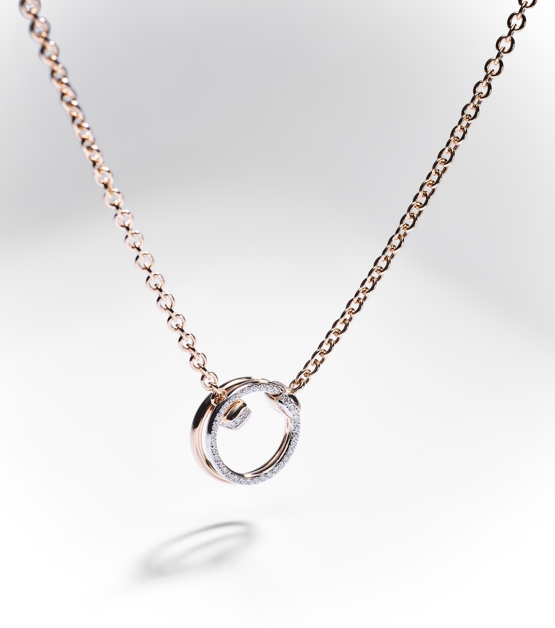 Collana Pomellato Together in oro rosa 18kt con diamanti, gioiello elegante per giovani