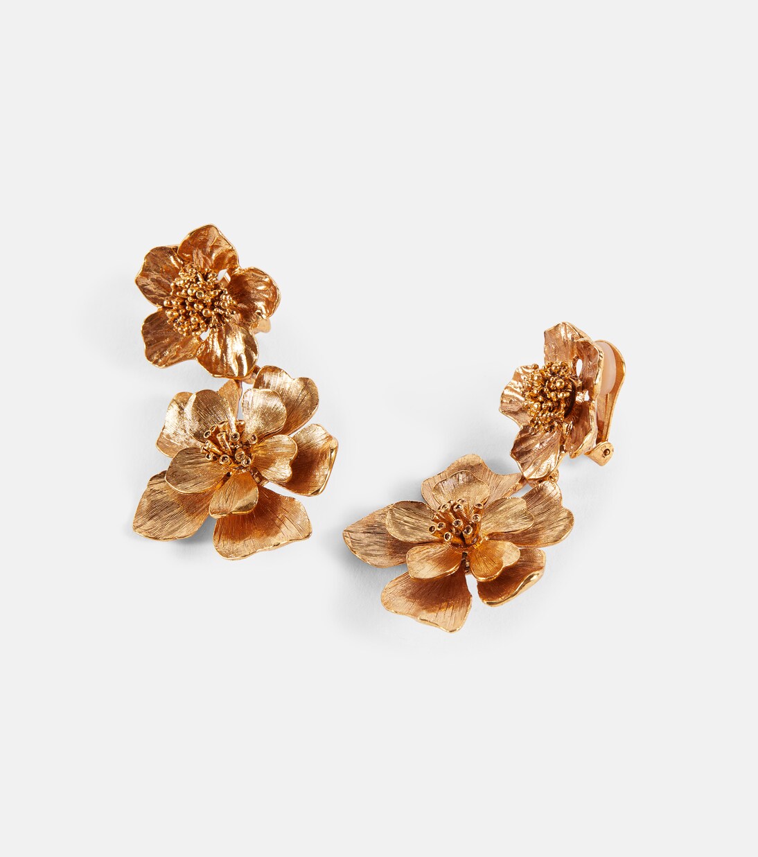 Orecchini Oscar De La Renta con Fiori Eleganti per Giovani Stilisti