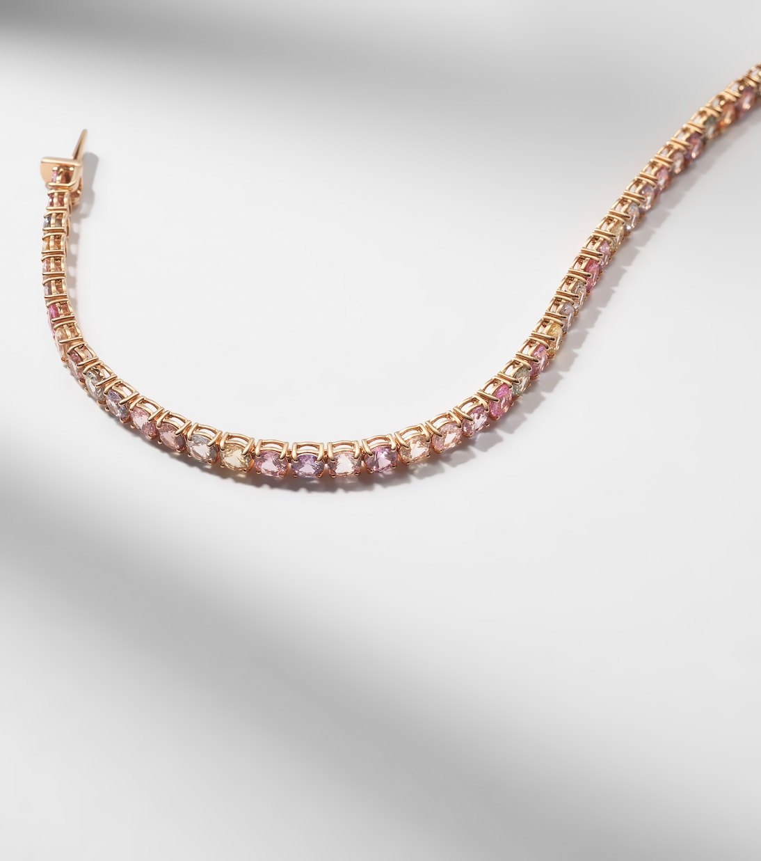 Bracciale Essentials Rivière in oro rosa 18kt con zaffiri | Bucherer Fine Jewellery