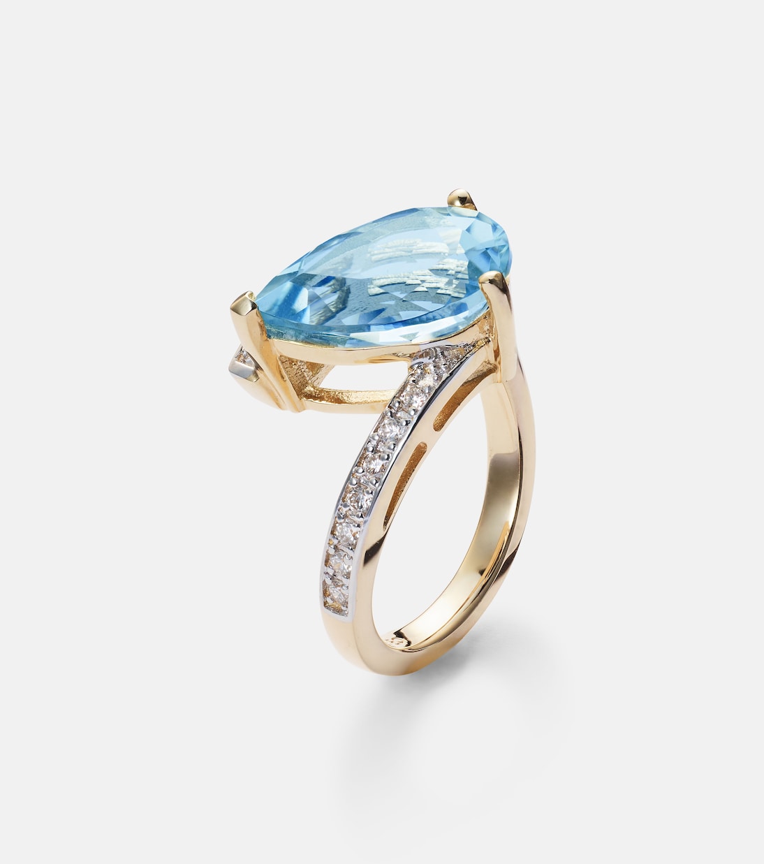 Anello Slanted in oro 14kt con topazio e diamanti | Mateo