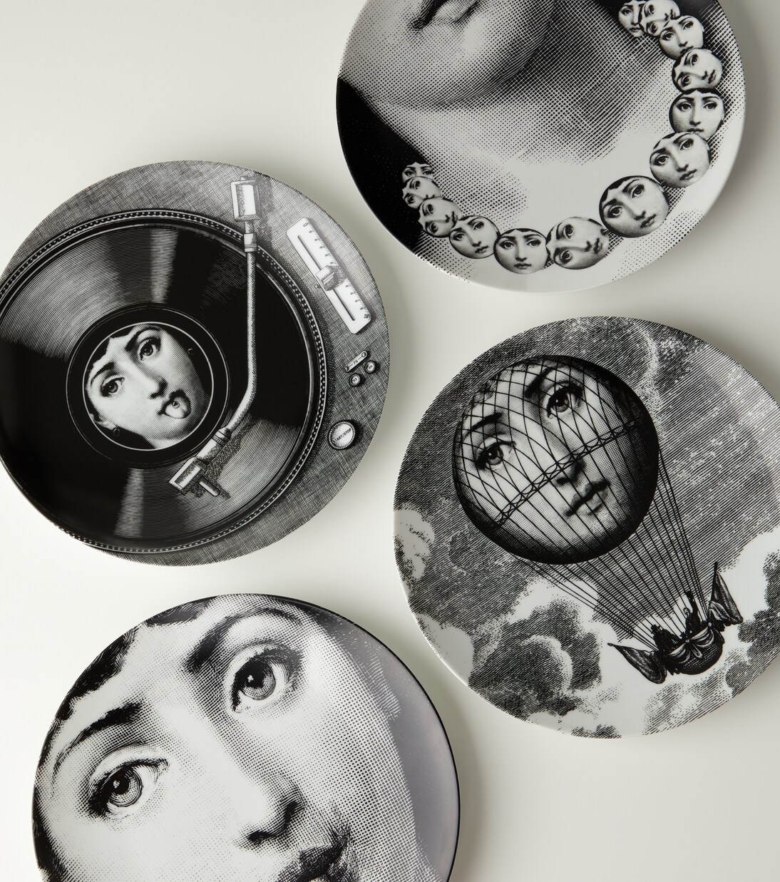 Tema e Variazioni n.178 wall plate | Fornasetti