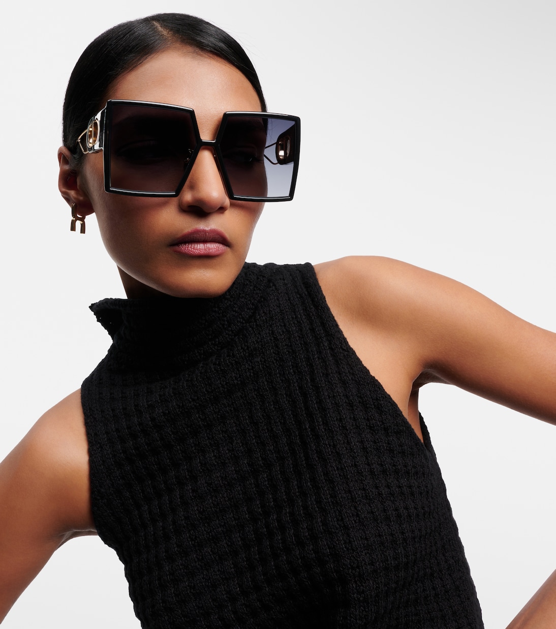 Occhiali da sole DIOR 30Montaigne SU per stile giovane e audace