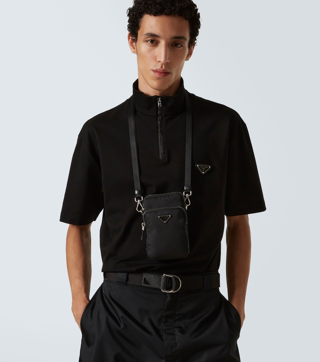 Borsa porta smartphone in nylon con tracolla | Prada