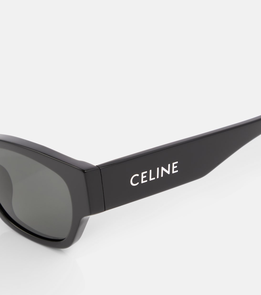 Occhiali da sole CELINE stile cat-eye per giovani trendsetter