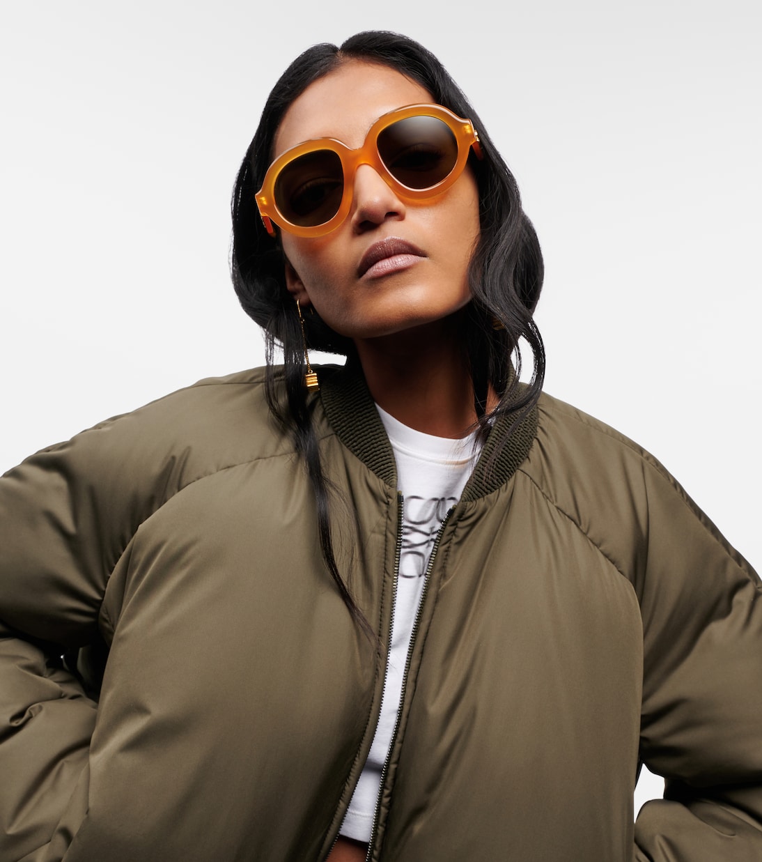 Occhiali da sole rotondi LOEWE per stile giovane e trendy