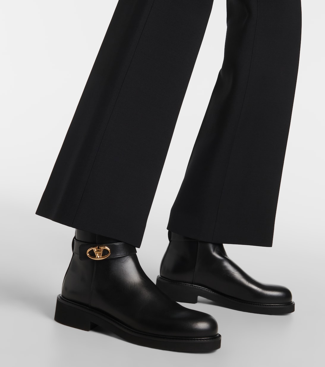 VLogo Locker leather bootie | Valentino Garavani