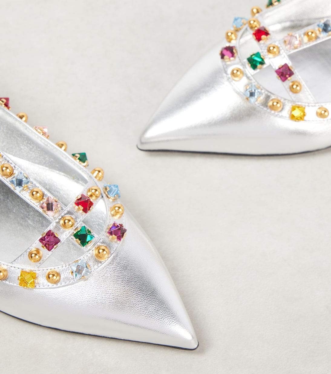 Scarpe ballerine in pelle con dettagli Rockstud di Valentino Garavani per uno stile giovane e trendy