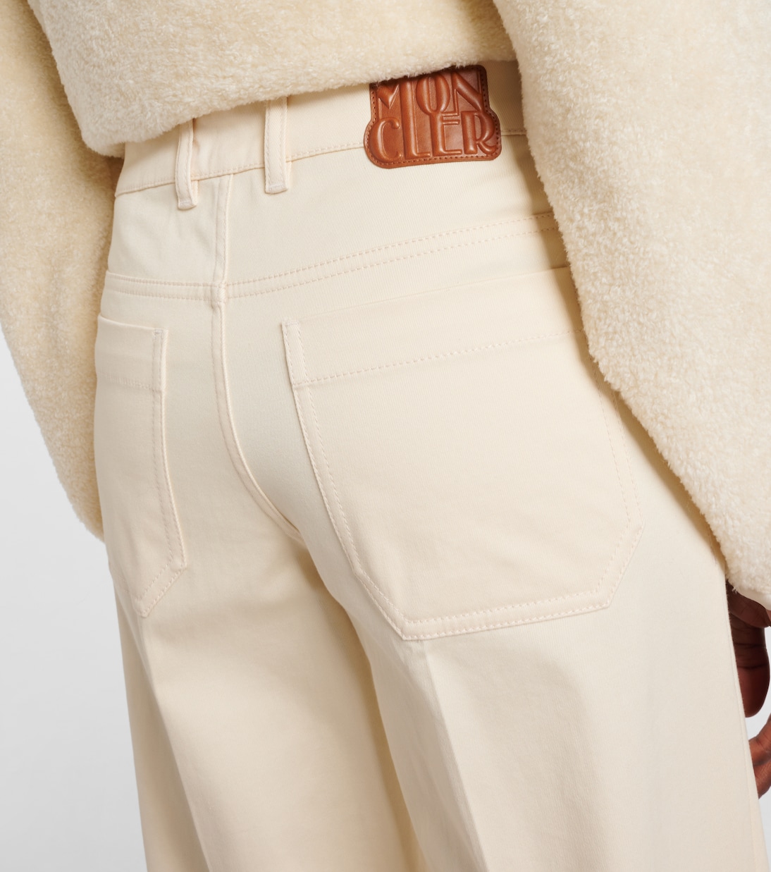 Pantaloni regular in gabardine di cotone | Moncler