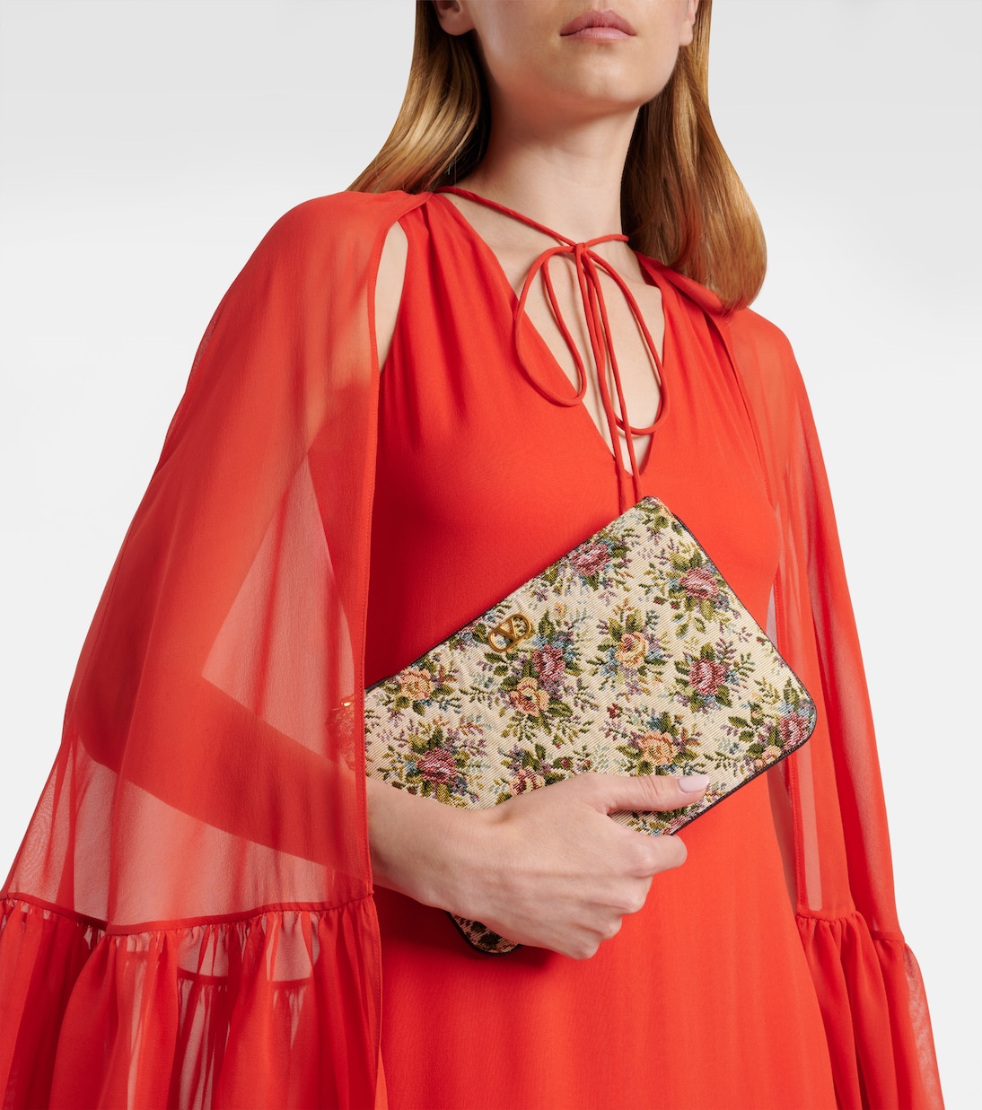 Pouch VLogo Signature de jacquard floral | Valentino Garavani