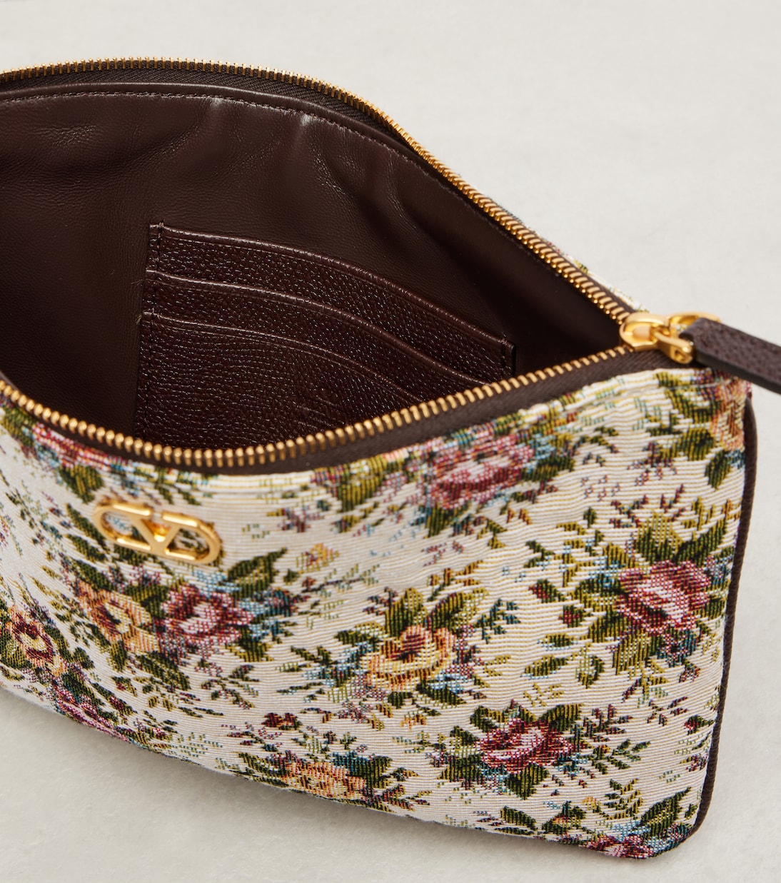 Pouch VLogo Signature de jacquard floral | Valentino Garavani