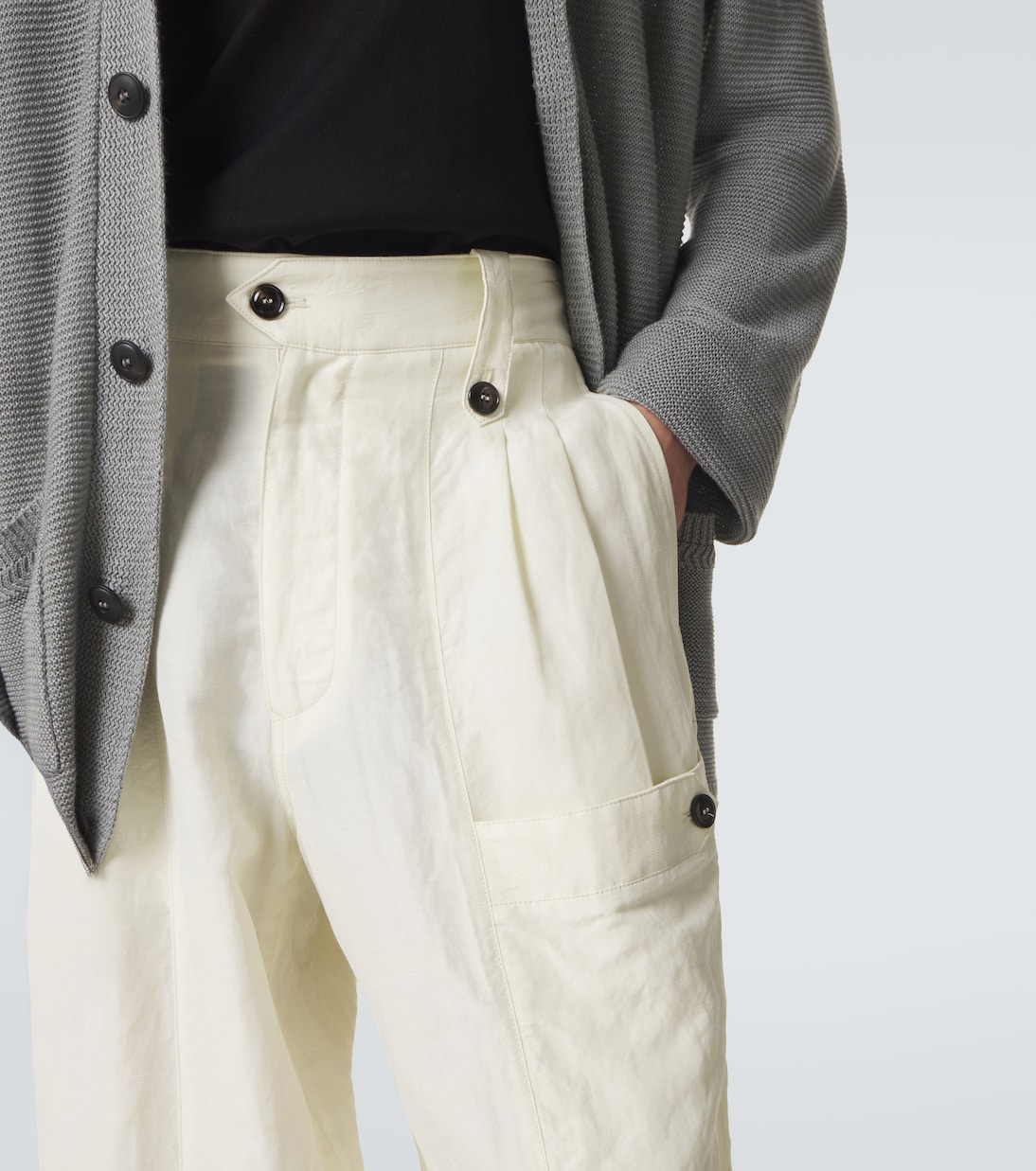 Pleated tapered pants | Giorgio Armani