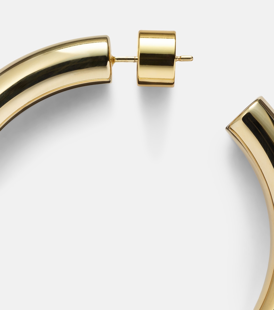 Orecchini a cerchio placcati oro 10kt Samira Baby di JENNIFER FISHER per uno stile giovane e moderno