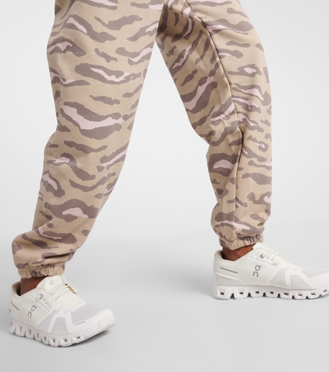 Pantalones deportivos TrueCasual estampados | Adidas by Stella McCartney