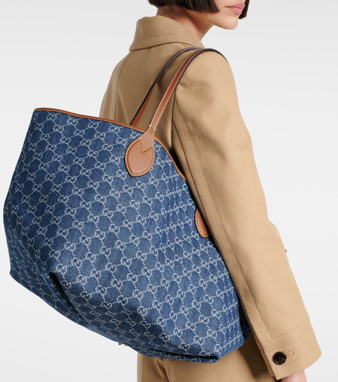 Sac Gucci Totissima GG Medium en jean | Gucci