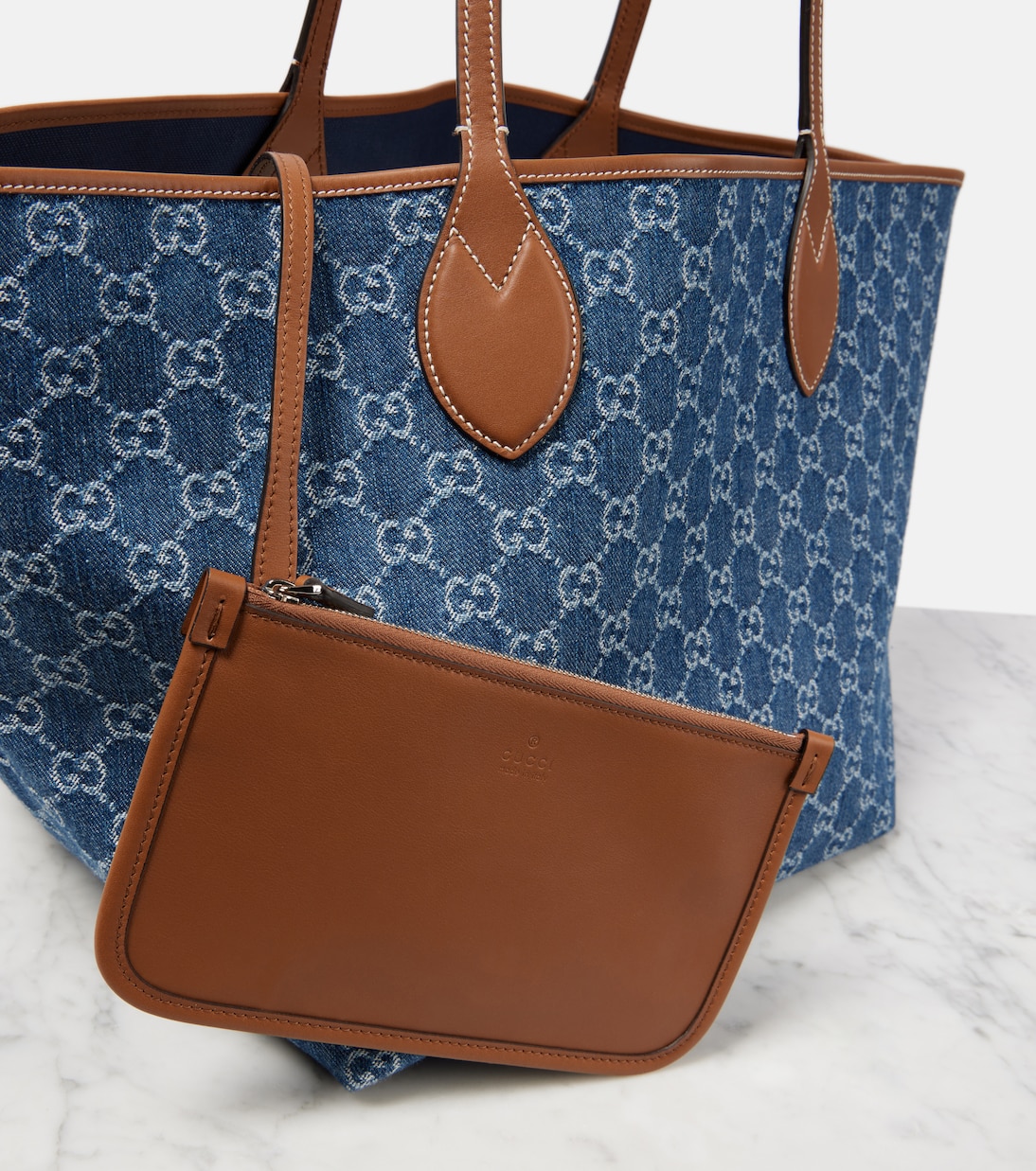 Sac Gucci Totissima GG Medium en jean | Gucci