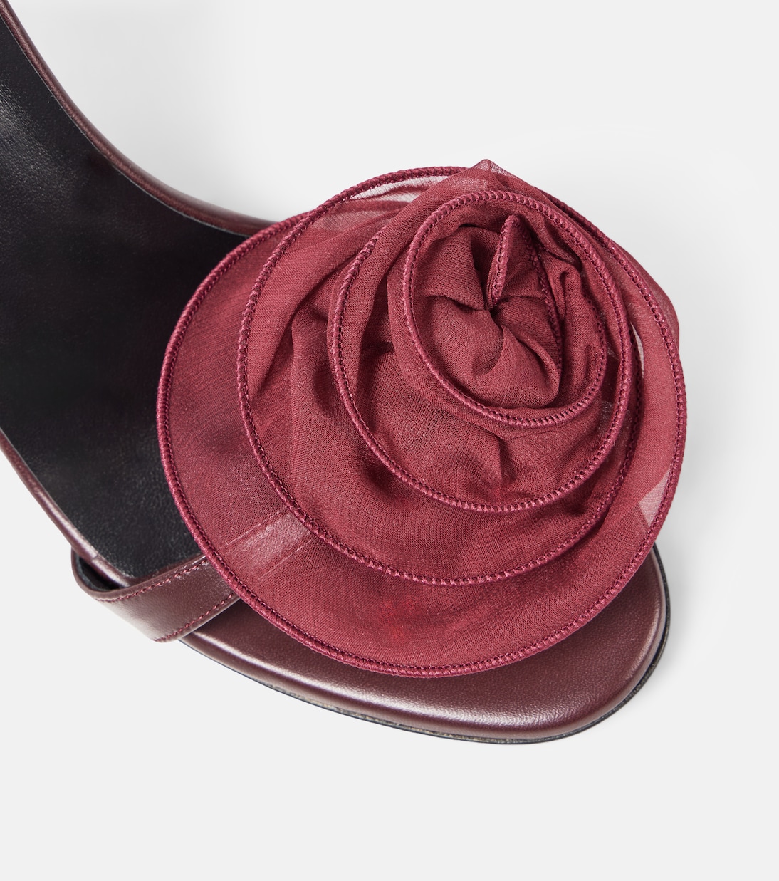 Sandales 90 en cuir à fleurs | Magda Butrym