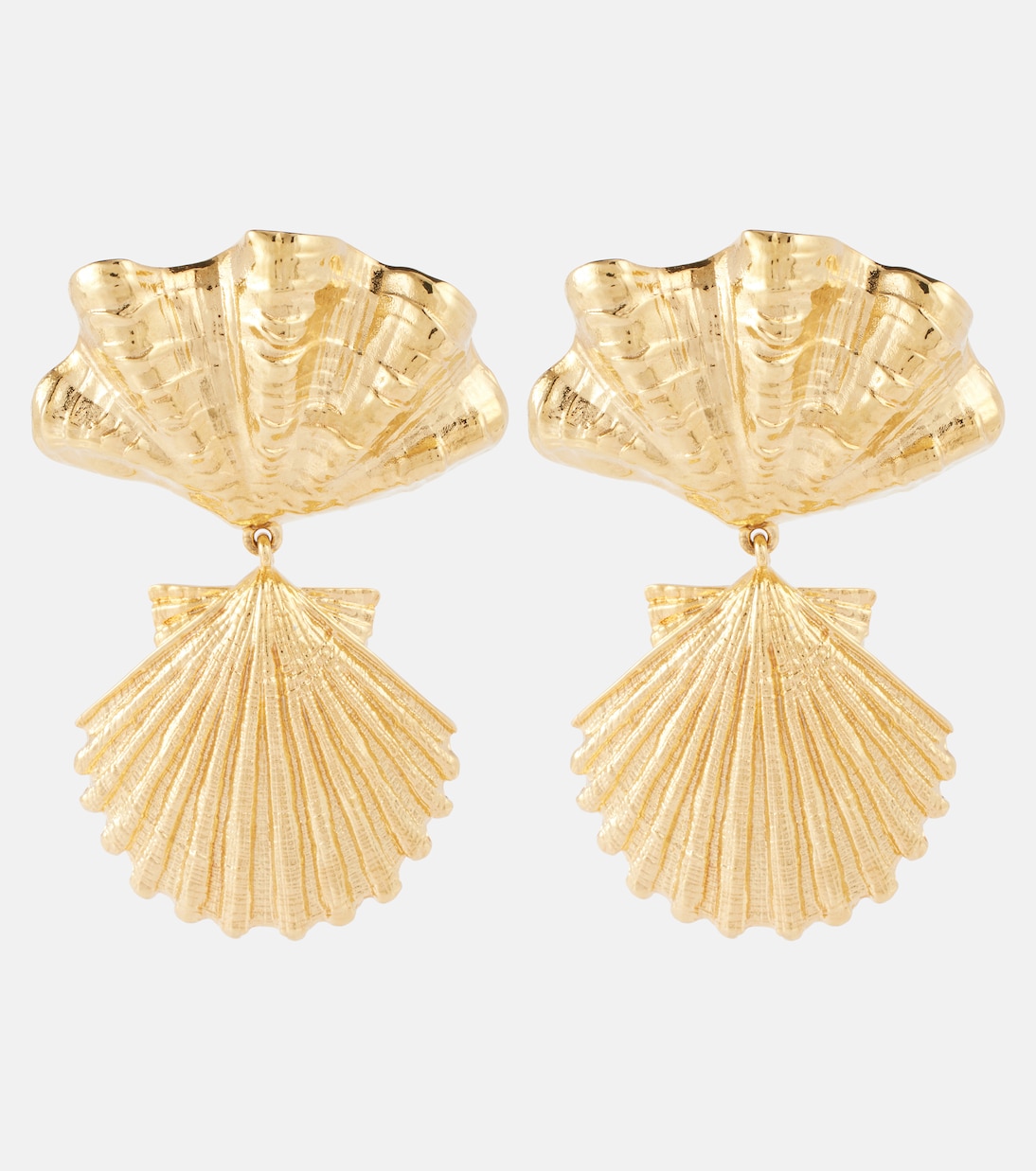 Orecchini pendenti CHLOÉ con conchiglie e perle finte per uno stile giovane e fresco