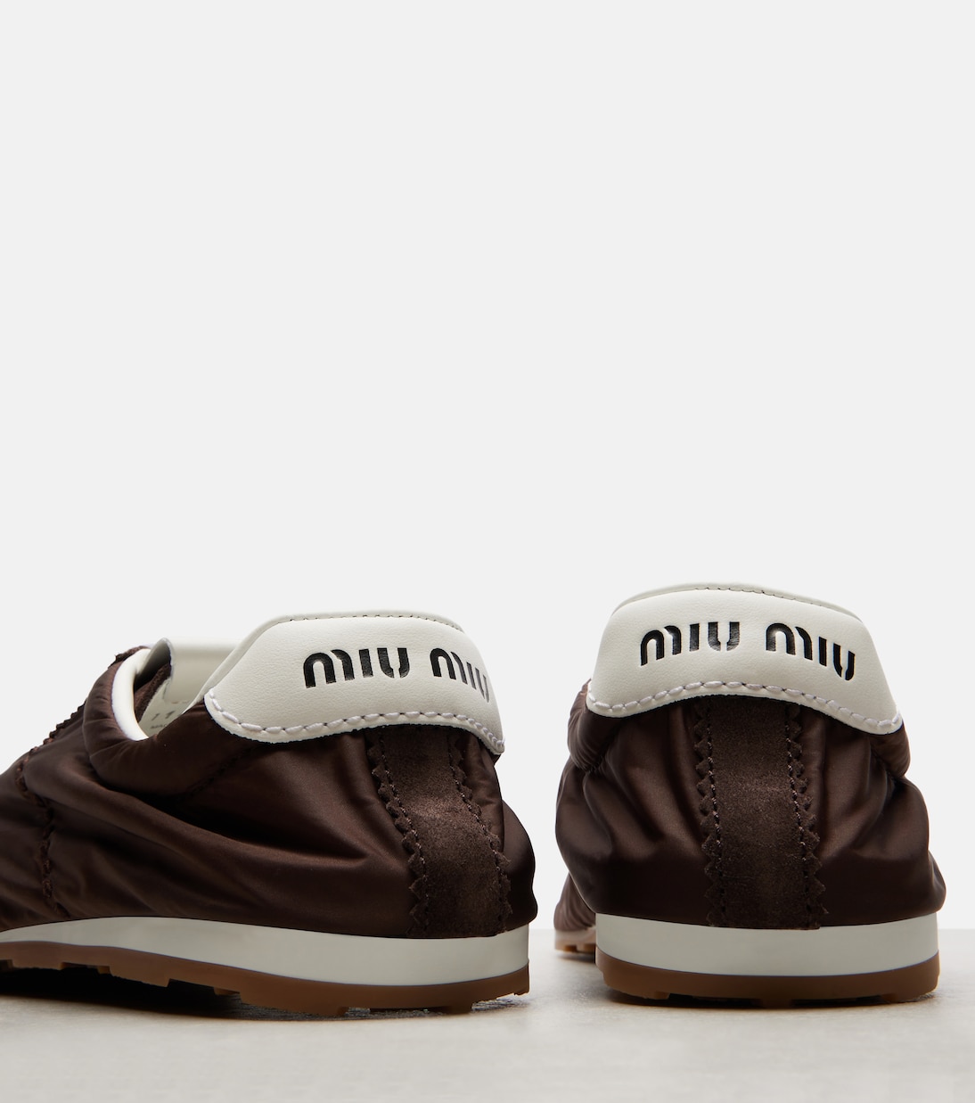 Sneakers Plume mit Veloursleder | Miu Miu