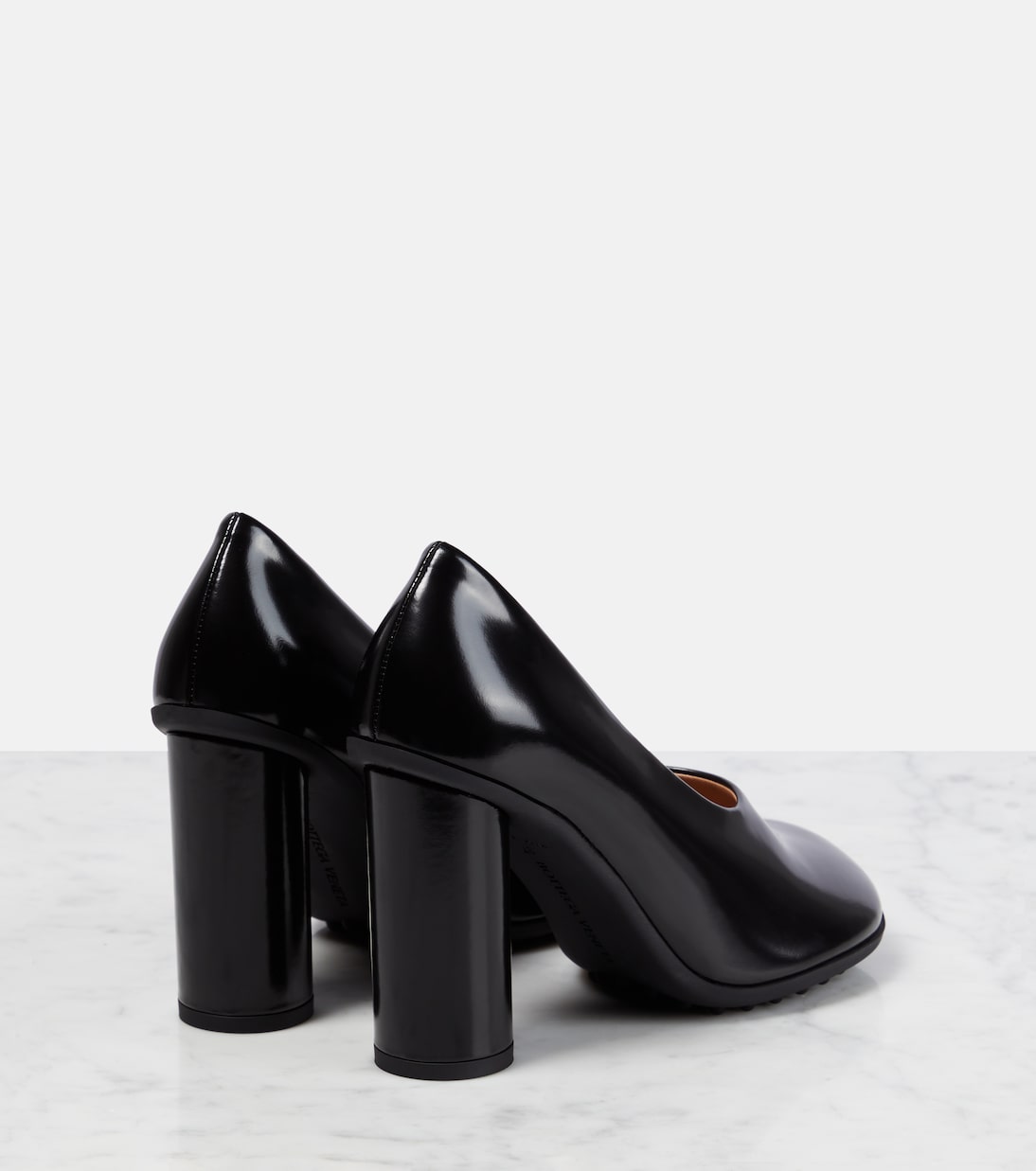 Salones 90 de piel | Bottega Veneta