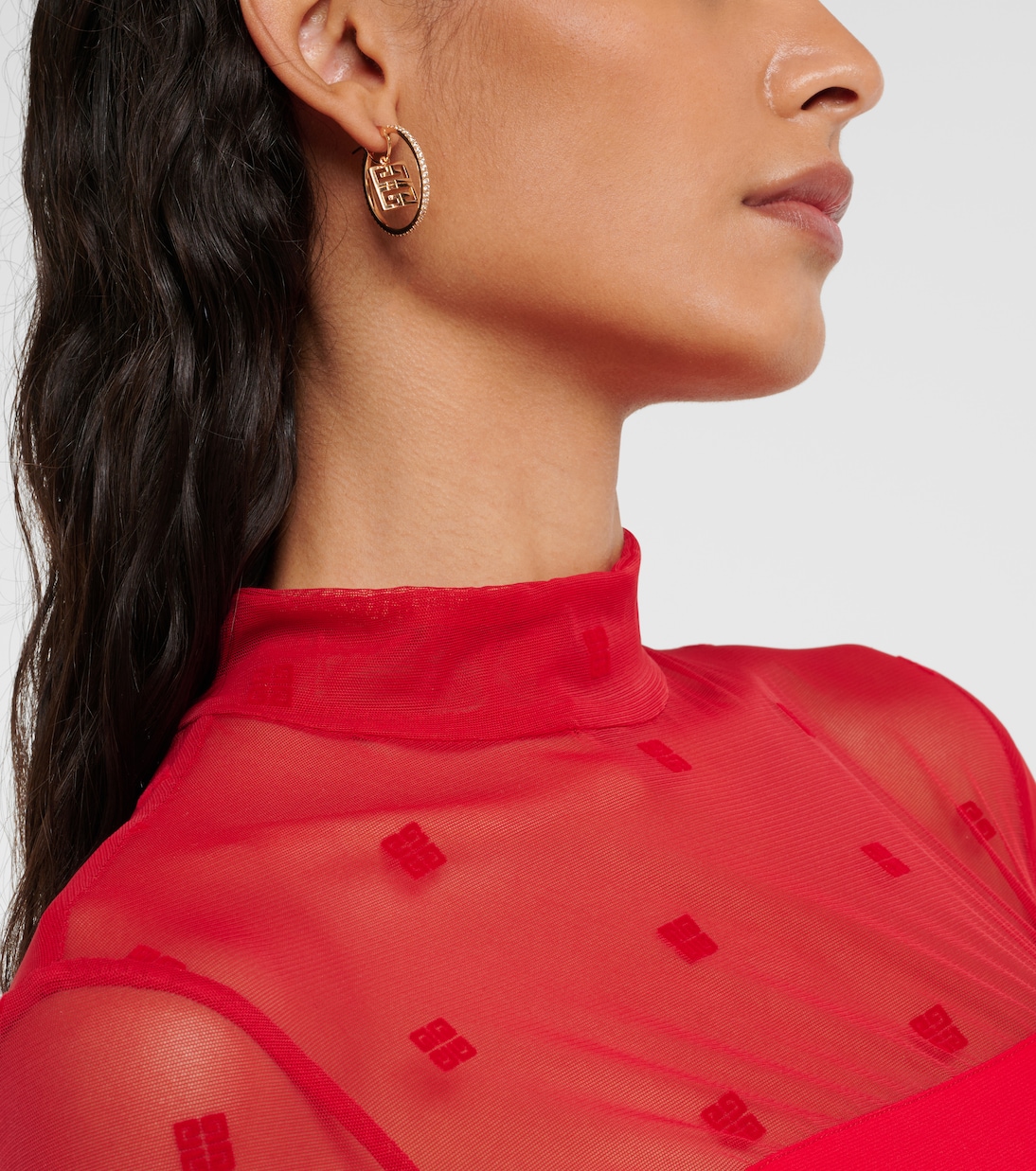 Orecchini a cerchio GIVENCHY 4G con dettagli in cristallo per uno stile giovane e glamour