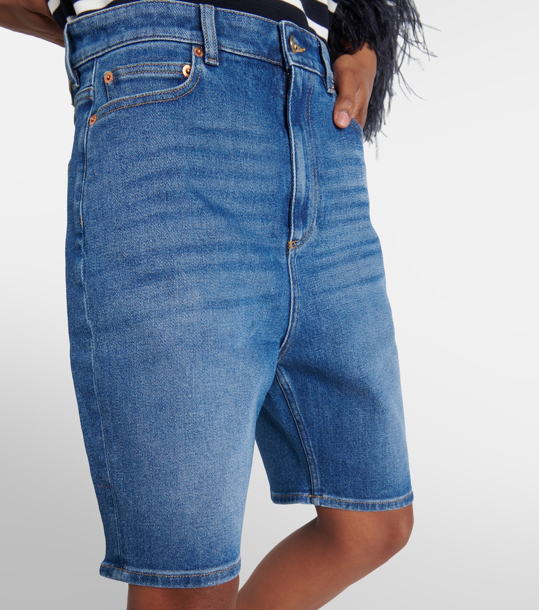 Shorts in denim con pelle | Valentino