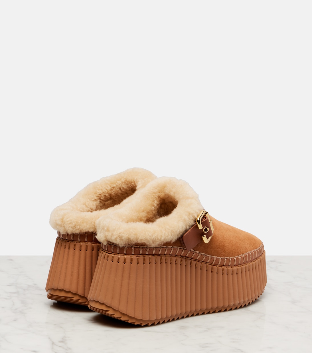 Plateau-Slippers Nama 80 aus Veloursleder | Chloé