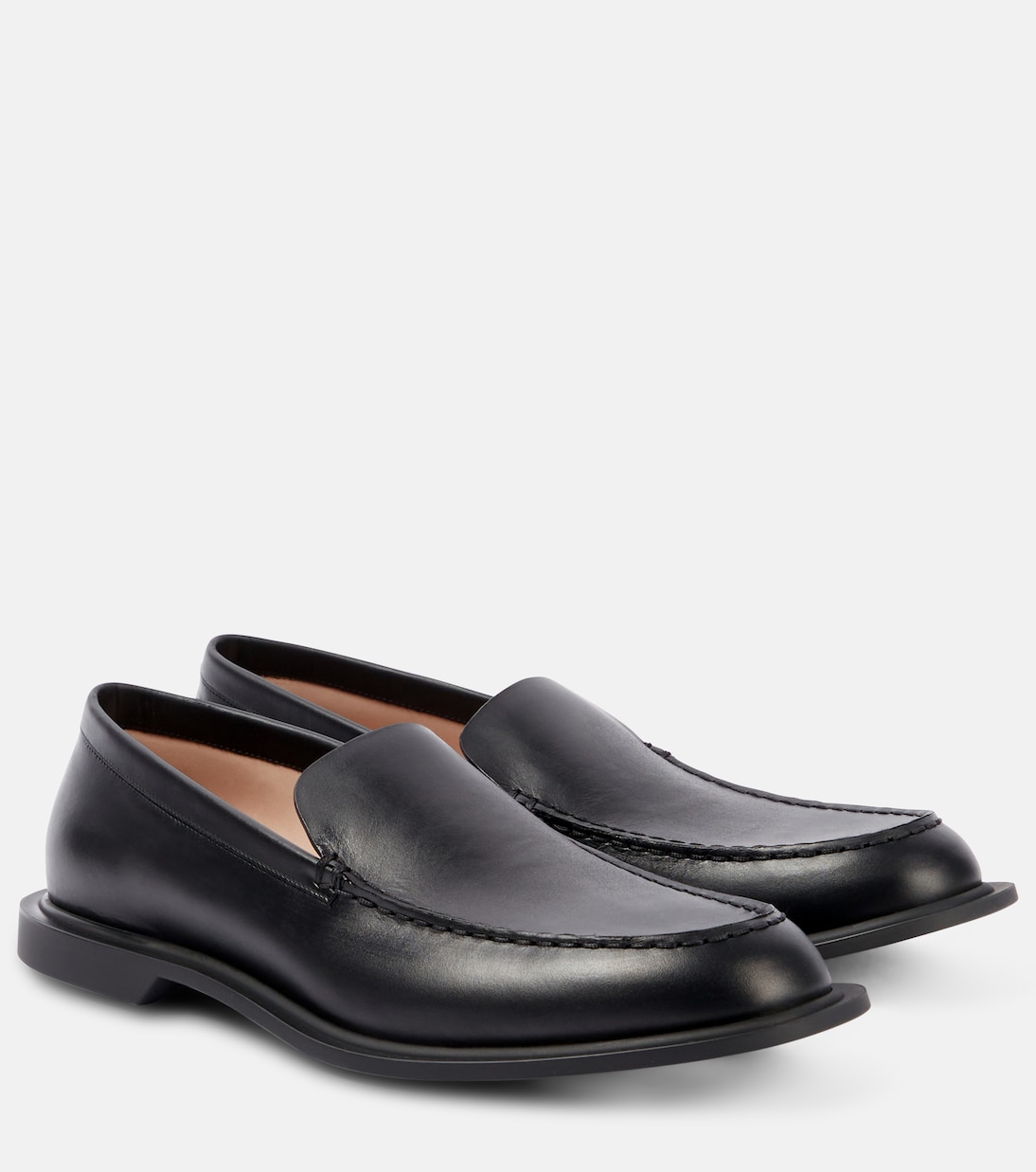 Scarpe stringate in pelle Nic per un look giovane e moderno