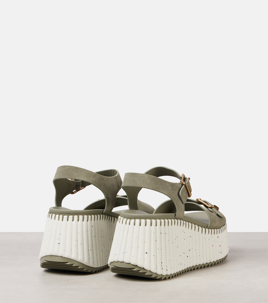 Sandali in suede con plateau firmati CHLOÉ per giovani trendsetter