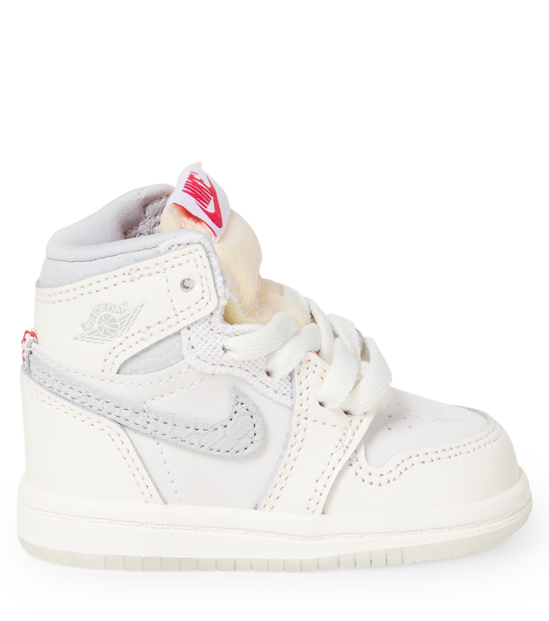 Baby Air Jordan 1 Retro High OG sneakers | Nike Kids