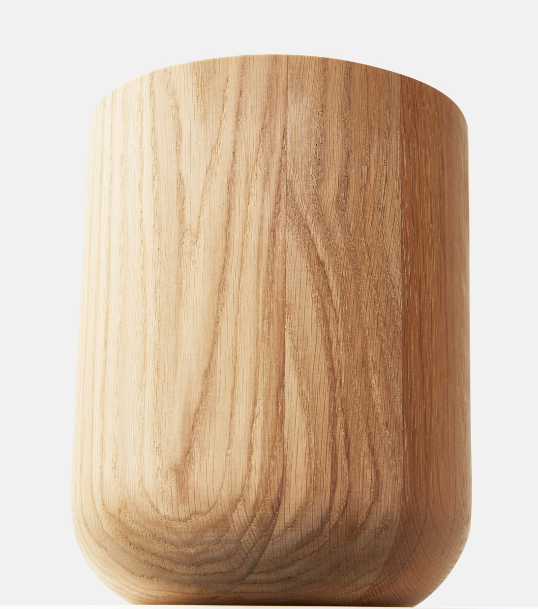 Busk oak vase | Michaël Verheyden