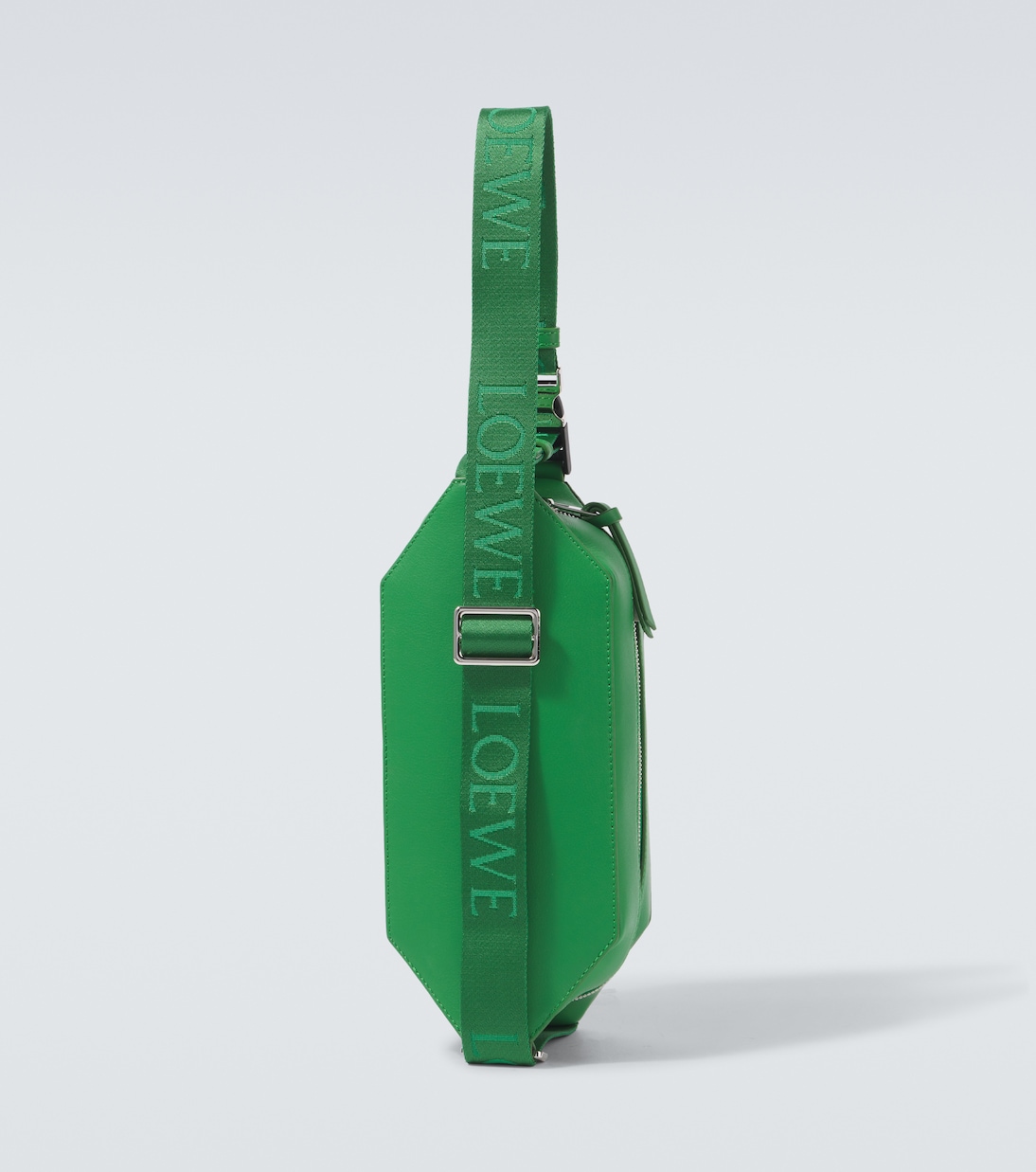 Messenger Bag Convertable Sling aus Leder | Loewe