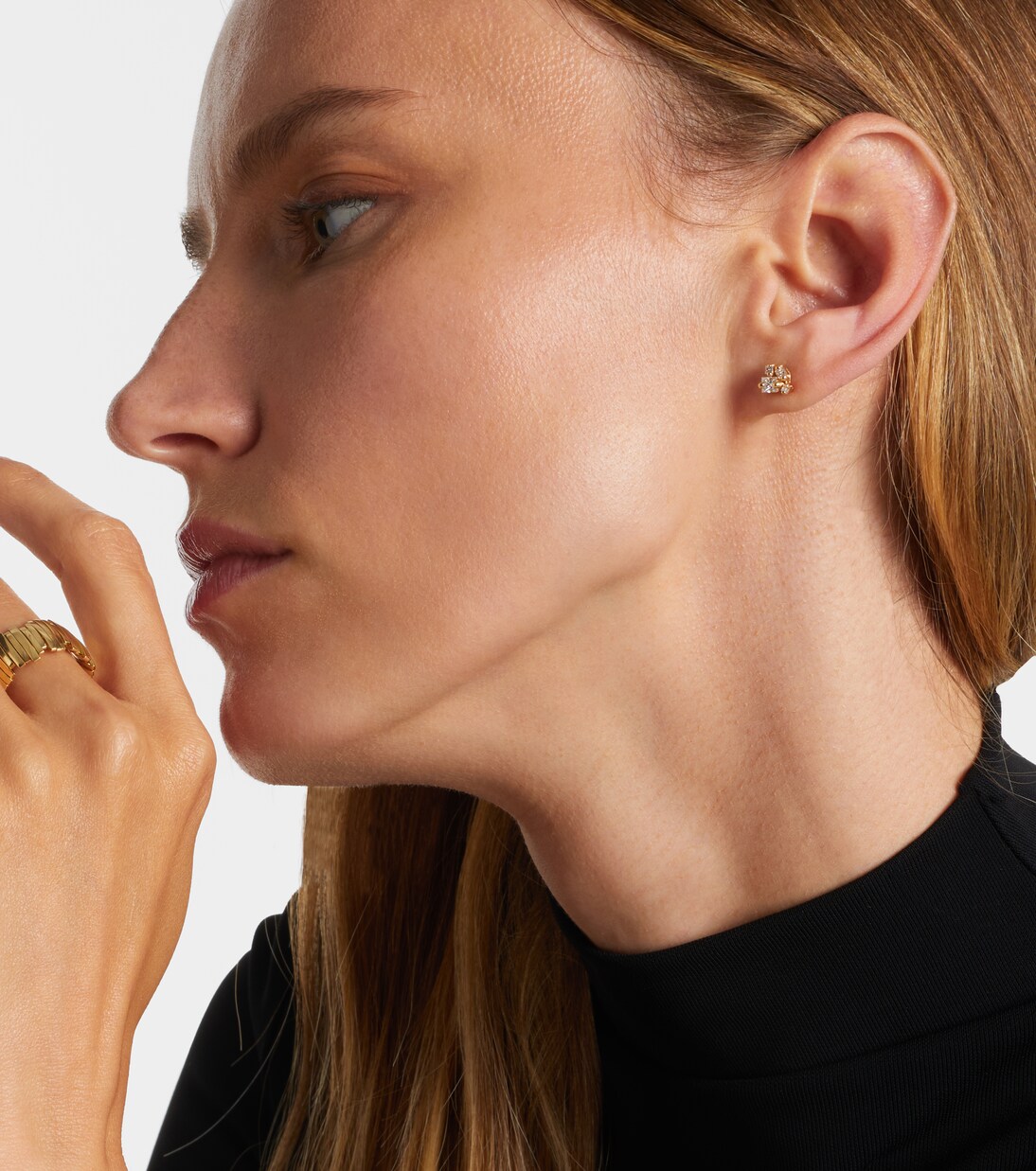 18kt gold earrings with diamonds | Suzanne Kalan