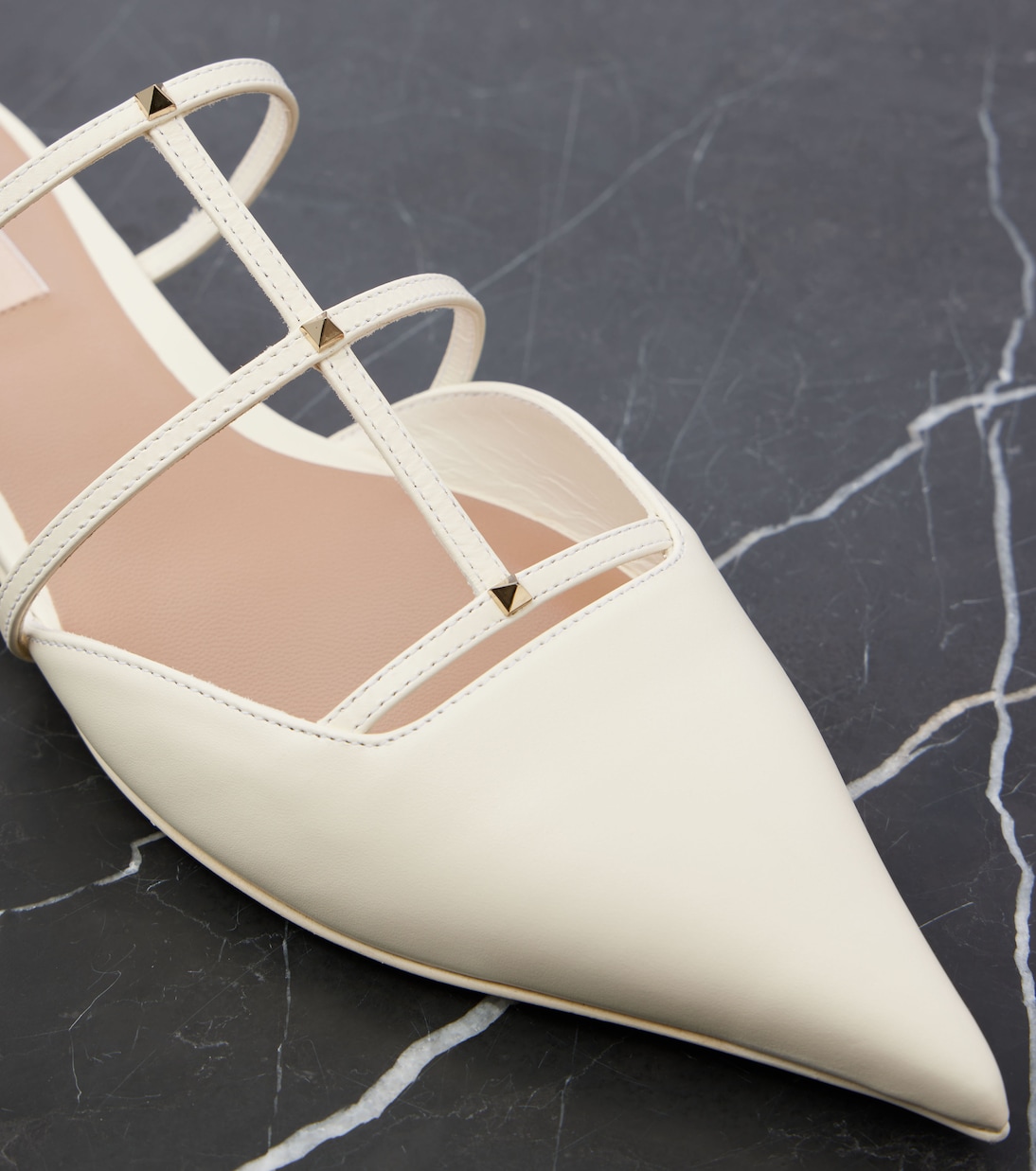 Mules Rockstud Wispy 20 aus Leder | Valentino Garavani