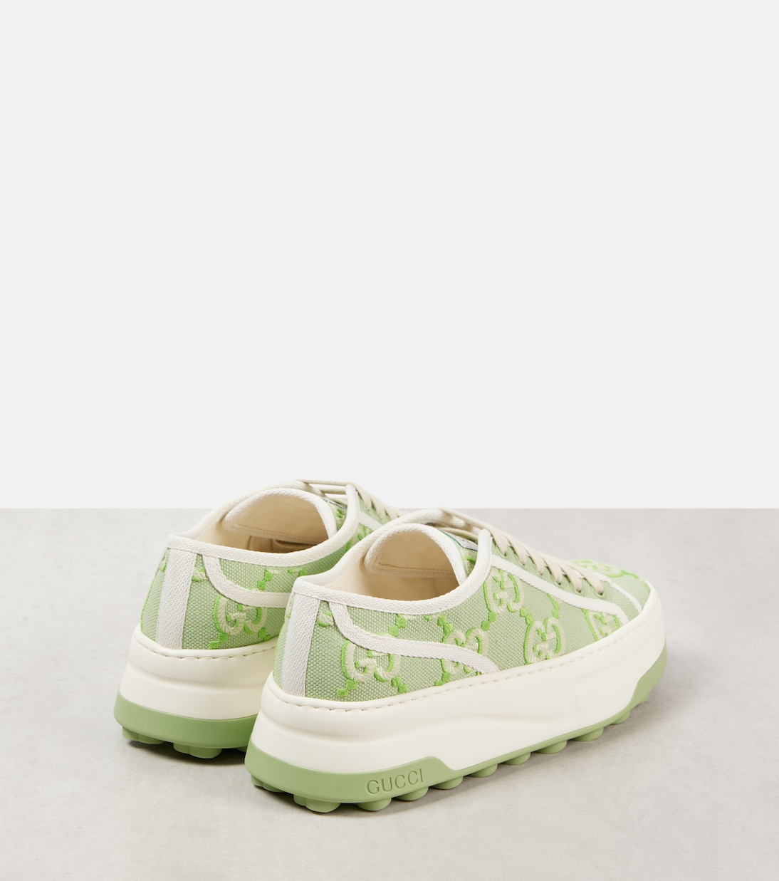 Scarpe da ginnastica Gucci Tennis 1977 con piattaforma GG, stile giovane e moderno
