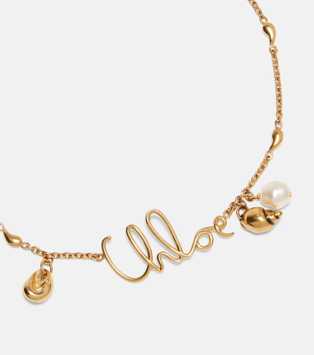 Collana Catena Conchiglie Chloé per Giovani Stilisti