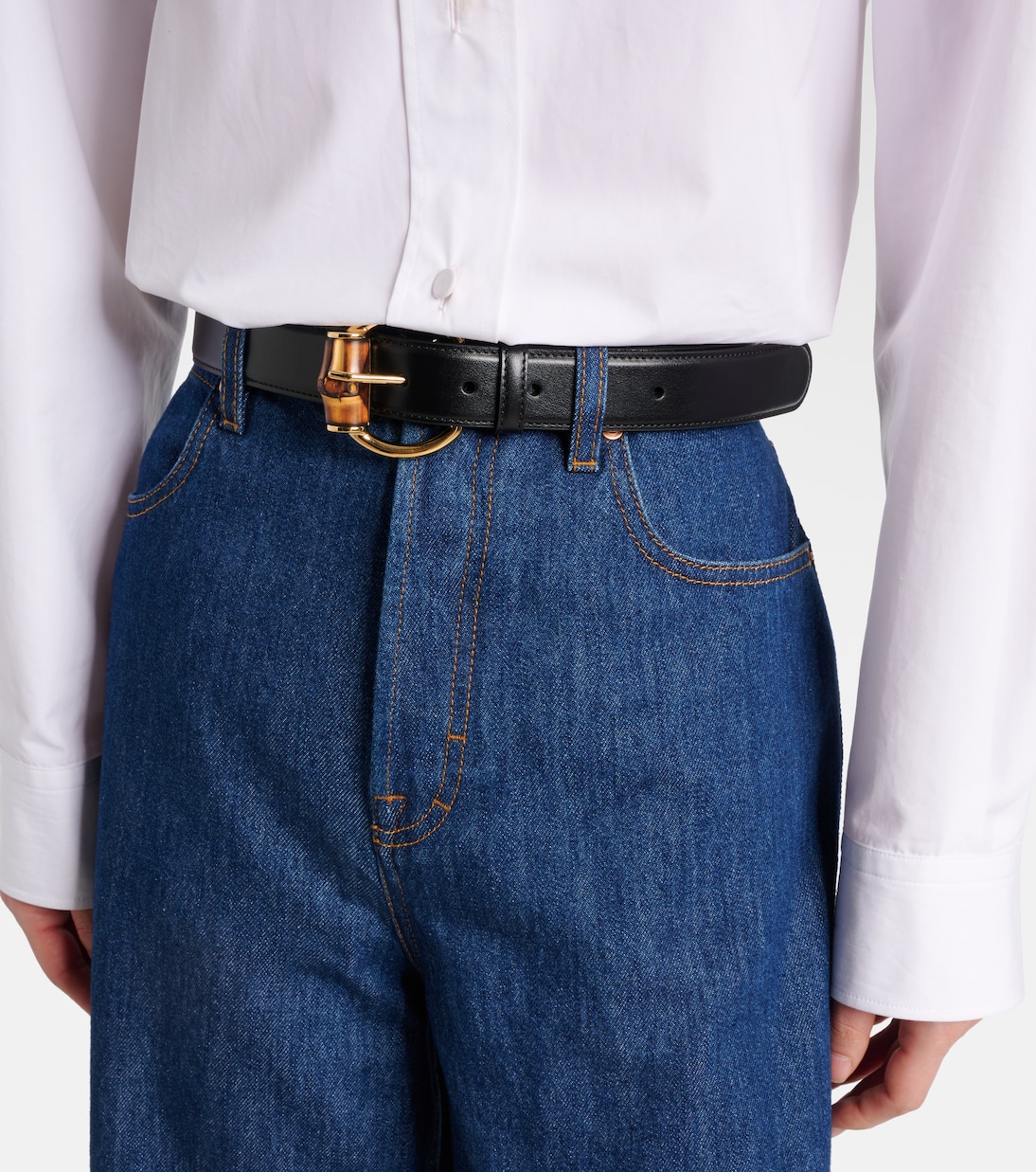 Cintura in pelle GUCCI con dettagli in bambù per uno stile giovane e moderno