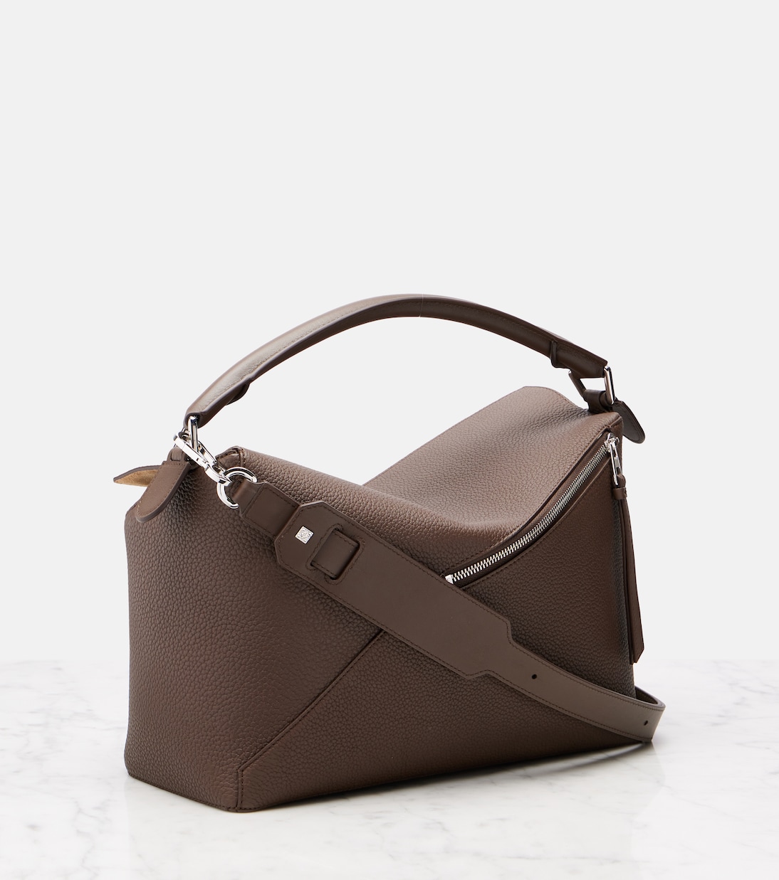Tote Puzzle Edge Large aus Leder | Loewe