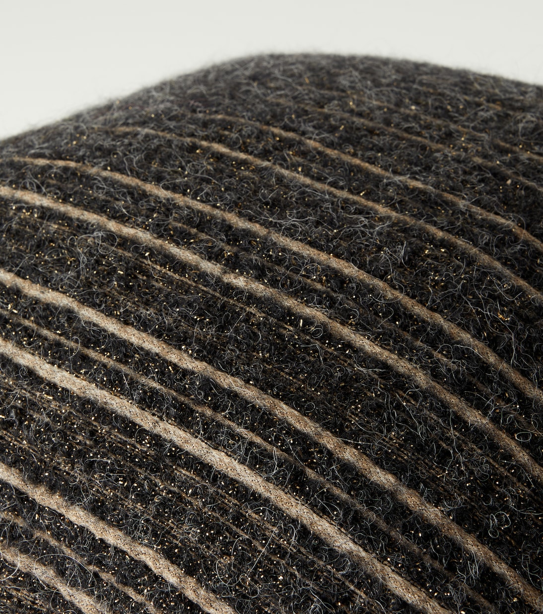 Euplio cushion | The House of Lyria