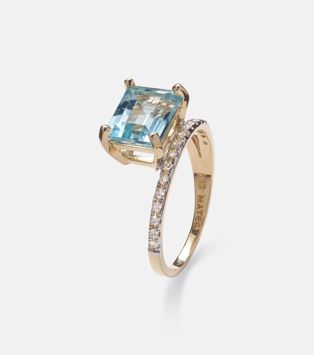 Anello in oro 14kt MATEO con diamanti e topazio, design giovane e moderno